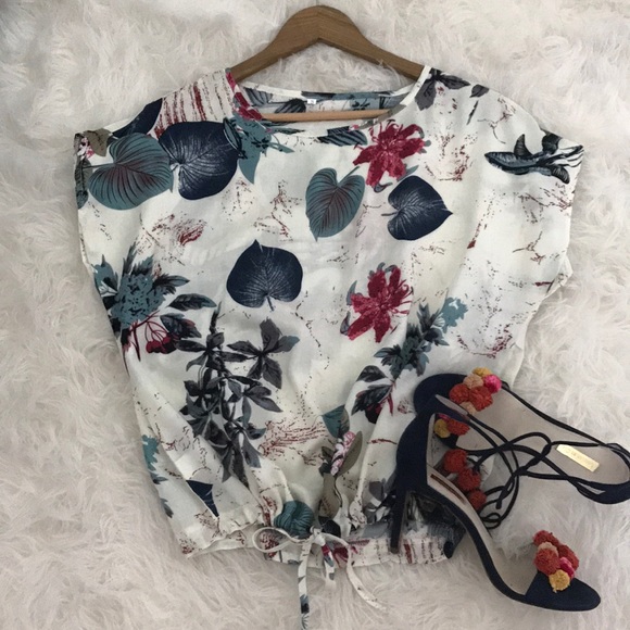 Drawstring Top - Picture 3 of 5